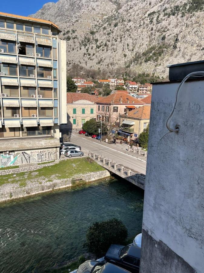Downtown Apartment Kotor Bagian luar foto