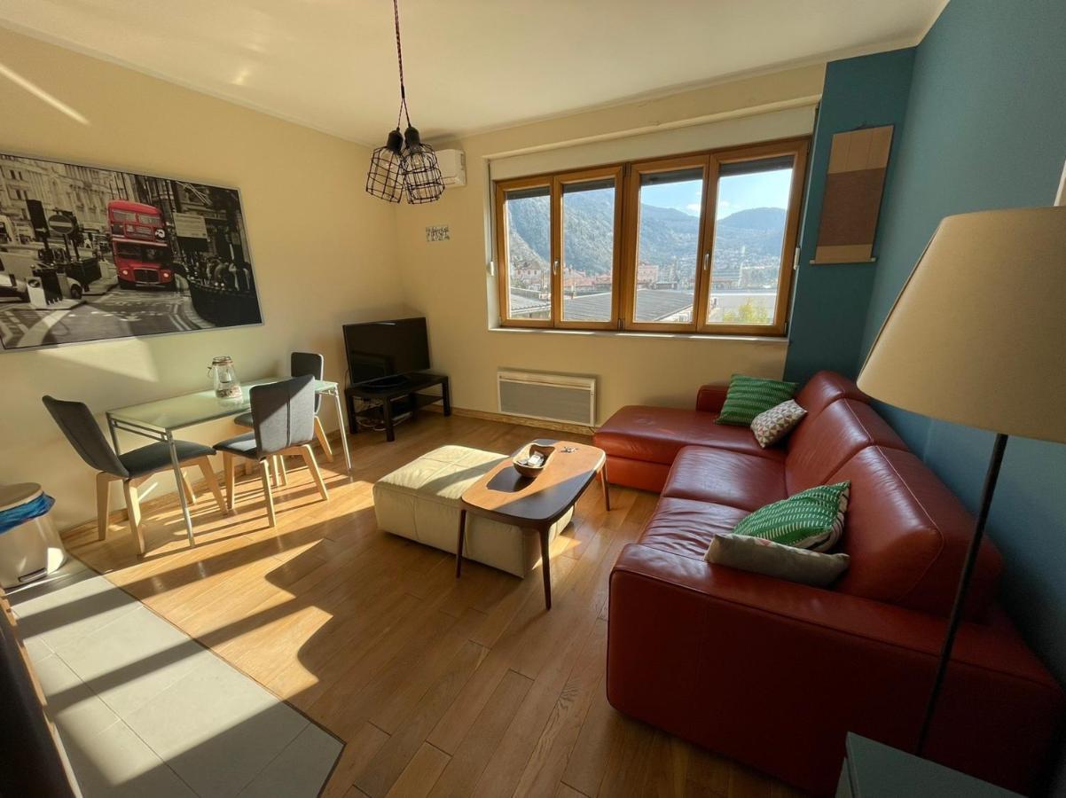 Downtown Apartment Kotor Bagian luar foto